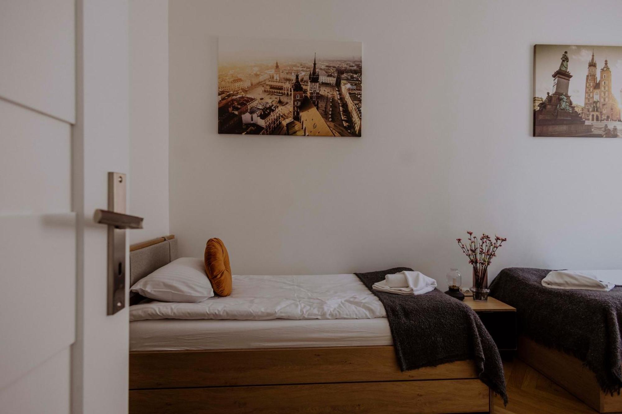 Golden Pearl - Main Square, 100 Sqm, 4 Rooms Krakau Buitenkant foto