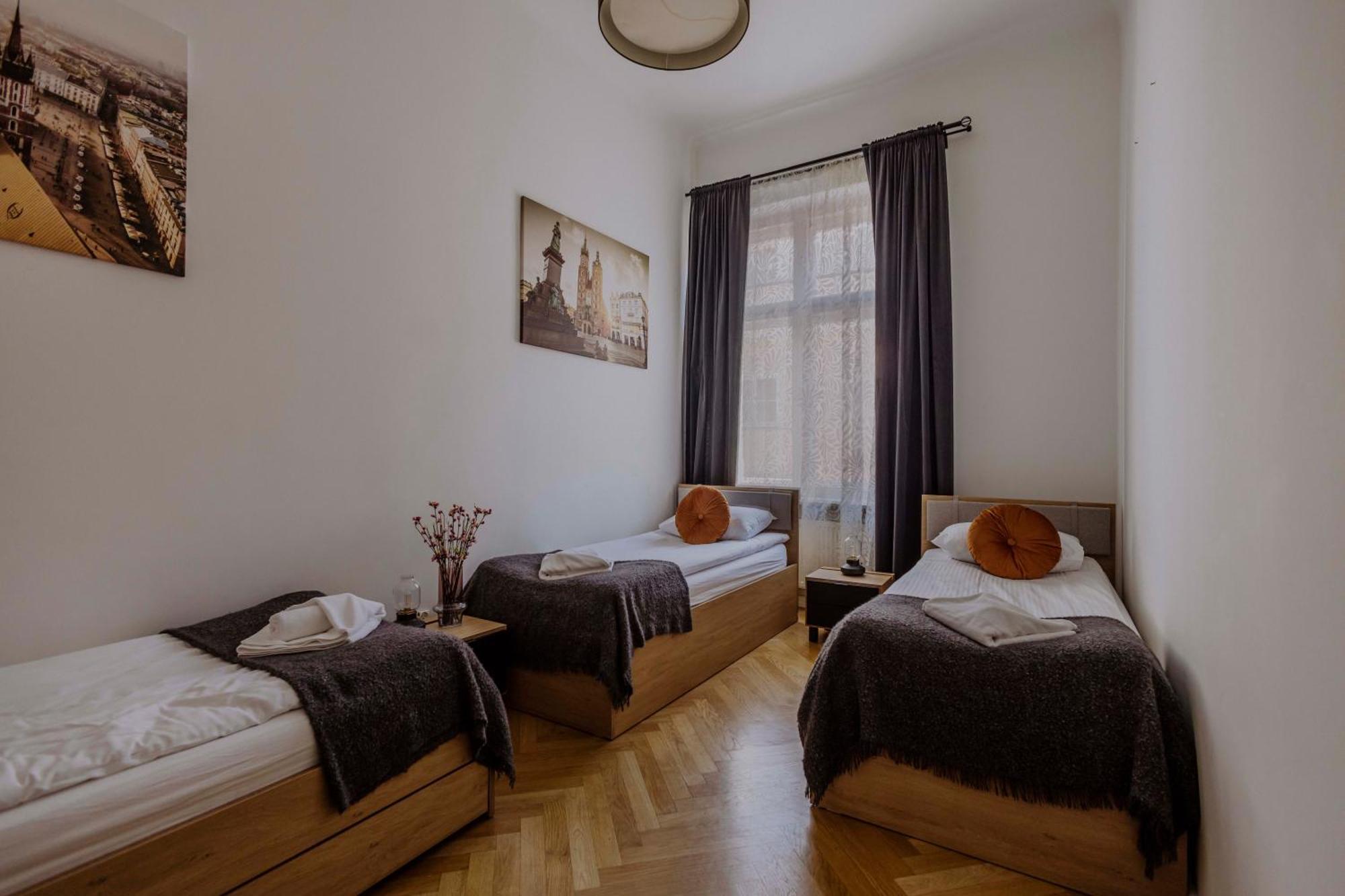 Golden Pearl - Main Square, 100 Sqm, 4 Rooms Krakau Buitenkant foto