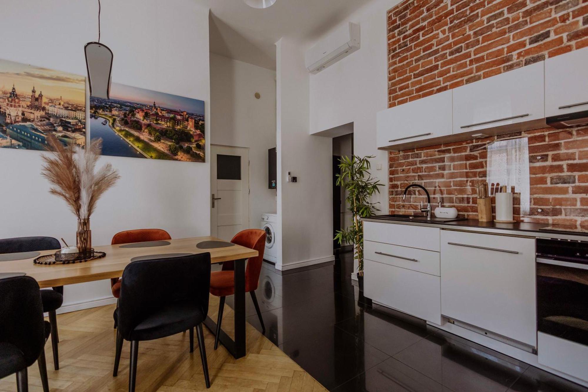 Golden Pearl - Main Square, 100 Sqm, 4 Rooms Krakau Buitenkant foto