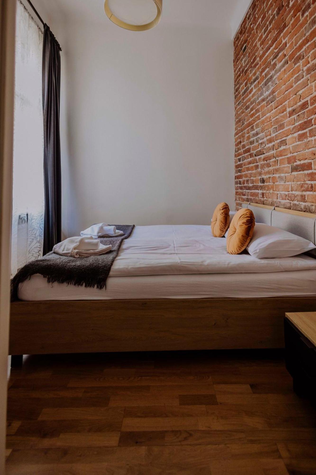 Golden Pearl - Main Square, 100 Sqm, 4 Rooms Krakau Buitenkant foto