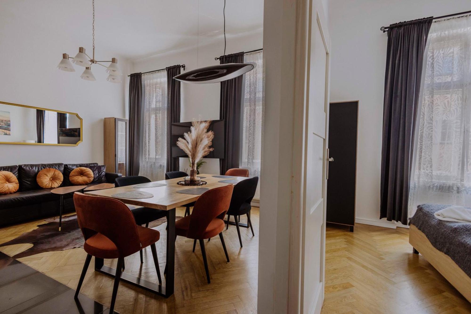Golden Pearl - Main Square, 100 Sqm, 4 Rooms Krakau Buitenkant foto