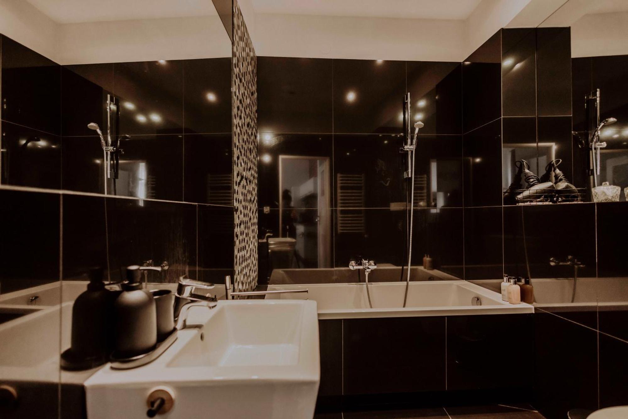 Golden Pearl - Main Square, 100 Sqm, 4 Rooms Krakau Buitenkant foto